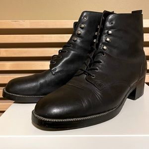 Vintage Mootsie Tootsie lace up boots